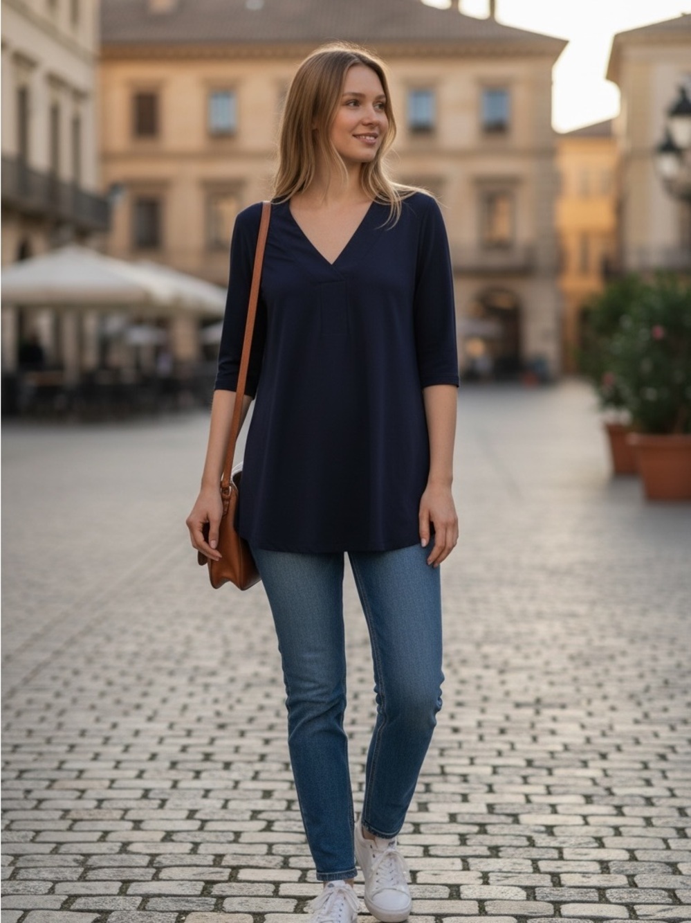 PerSeption Concept Navy V-Neck Tunic with 3/4 Sleeves